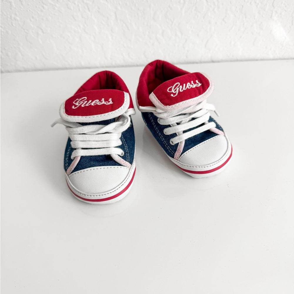 Guess Unisex Baby Shoes Size 3